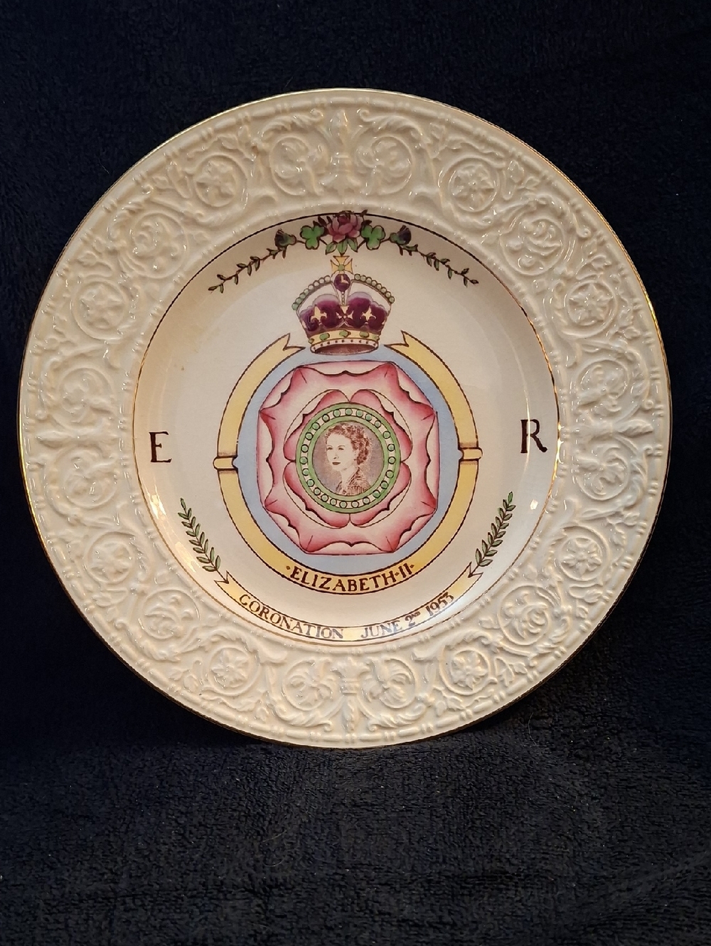 Elizabeth II Coronation Commemorative Crown Devon Plate